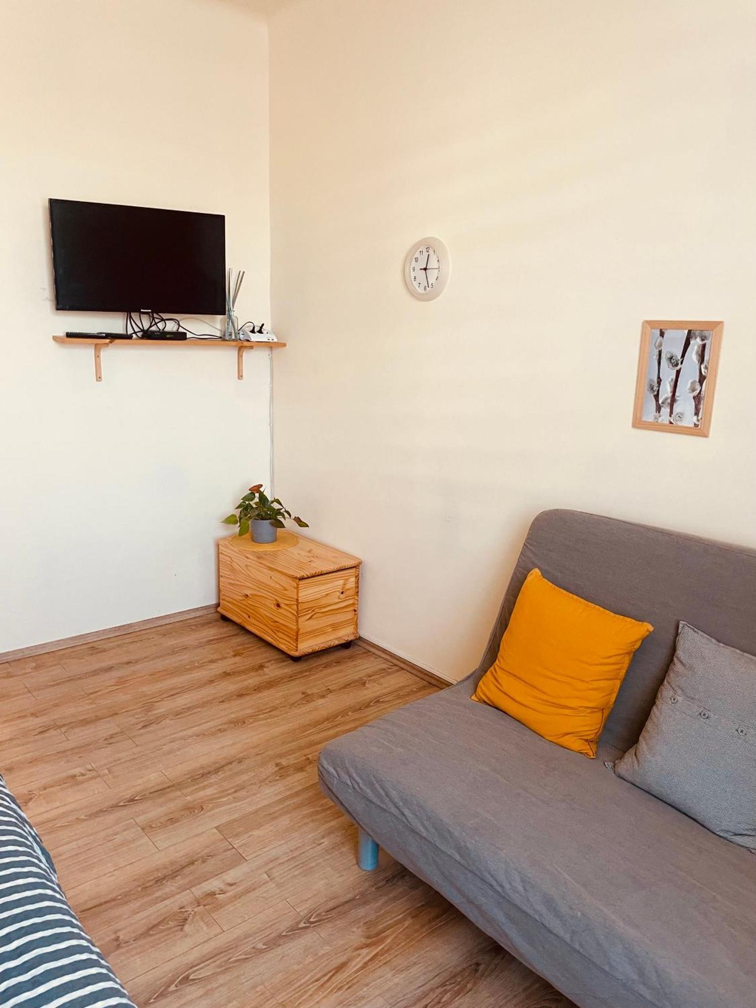 Apartman Lucian Praag Buitenkant foto
